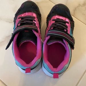 Stride Rite Girls’ Light-up Sneakers